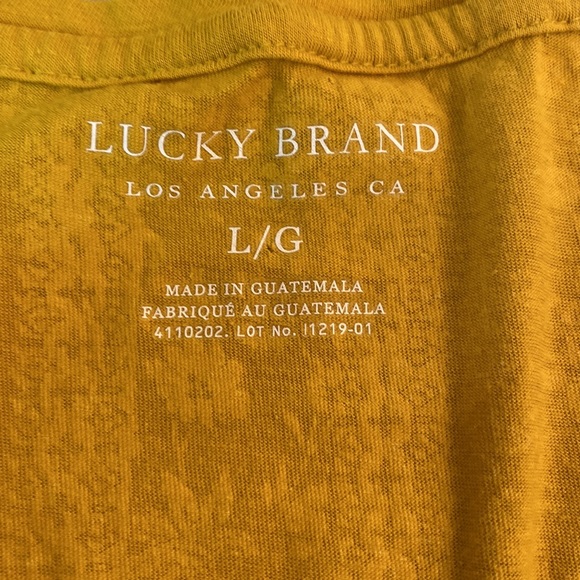 Lucky Brand - Ladies short sleeve floral print top. Size L - Picture 3 of 8